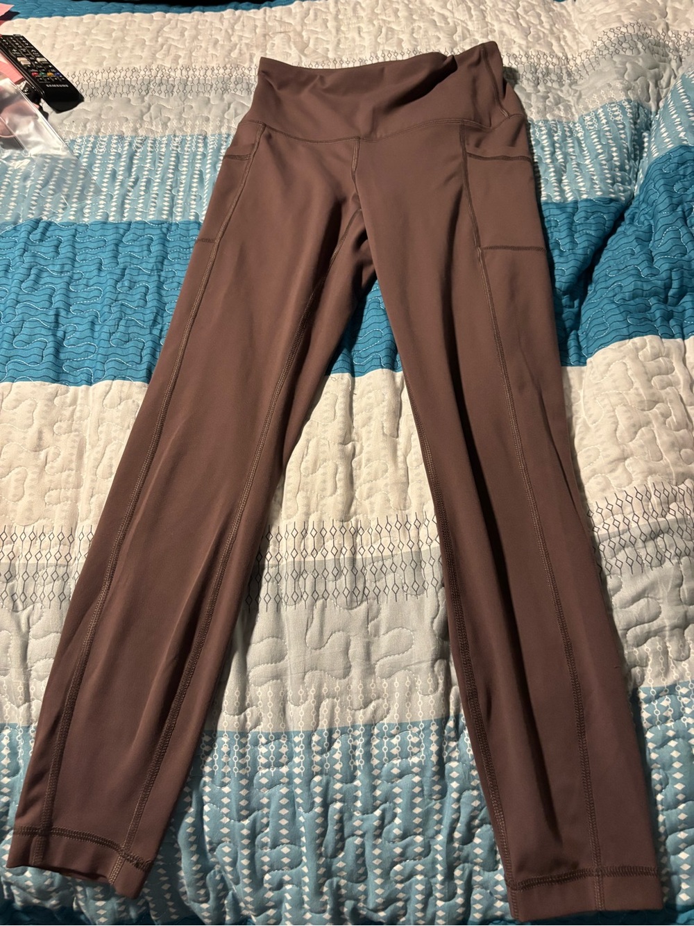 Yogalicious Brown High-Rise Leggings with Side Pockets